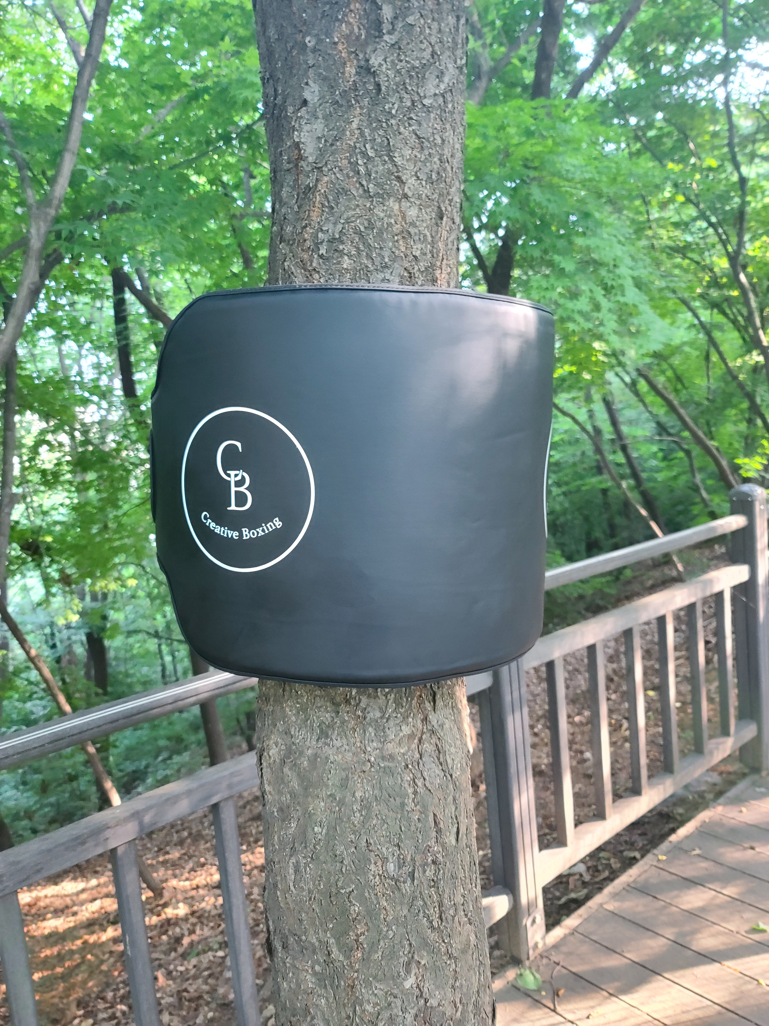 ウッドバッグ（ポータブルボクシングサンドバッグ）